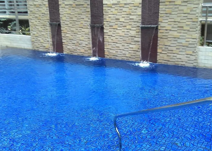 Favila Condotel Unit Walking Distance To Airport 3 Near Airport Terminal 마닐라