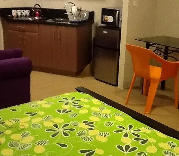 Favila Condotel Unit Walking Distance To Airport 3 Near Airport Terminal 마닐라